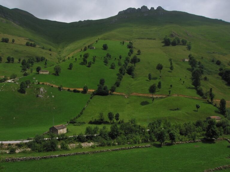 El valle de Cabuerniga en Cantabria
